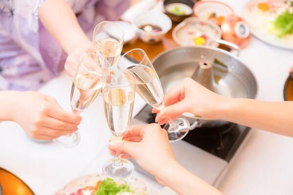 大勢の会話が苦手 仲が良いのにイライラ モヤモヤするから原因を探ってみた 多色礼讃 大勢の会話が苦手 仲が良いのにイライラ モヤモヤするから原因を探ってみた 多色礼讃